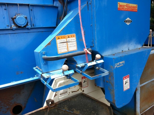 ขายรถเกี่ยวข้าวเล็ก หน้ากว้าง1.50เมตร ใช้ได้สองระบบ อุ้ม800kgและปรับเป็นรองกระสอบได้ เครื่องHINO เครื่องดี ช่วงล่างดี สนใจโทร090-8588220คุณนะ หรือ www.truck.in.th/498 ขายรถเกี่ยวข้าวเล็ก หน้ากว้าง1.50เมตร ใช้ได้สองระบบ อุ้ม800kgและปรับเป็นรองกระสอบได้ เครื่องHINO เครื่องดี ช่วงล่างดี สนใจโทร090-8588220คุณนะ หรือ www.truck.in.th/498