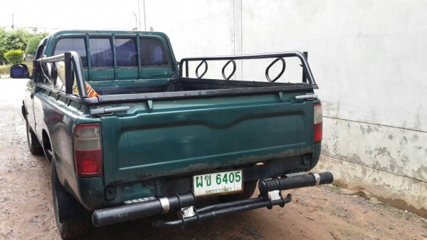 ขายรถกระบะปิ๊คอั๊บ โตโยต้า ไทเกอร์ ตอนเดียว สภาพดี แชชซีสวย ช่วงล่างดี เครื่องฟิต เอกสารพร้อมโอน