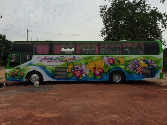 ขายรถบัสปรับอากาศจำนวนมาก ทั้งก๊าซและน้ำมัน รถยังวิ่งอยู่