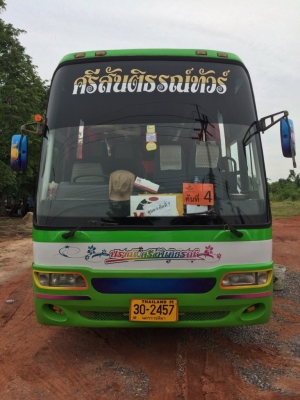 ขายรถบัสปรับอากาศจำนวนมาก ทั้งก๊าซและน้ำมัน รถยังวิ่งอยู่