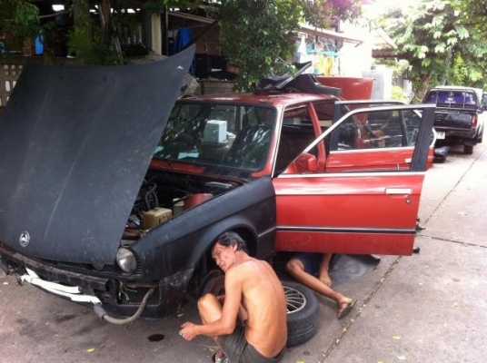 แยกอะไหล่ e30 คัฟ