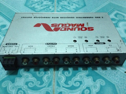 ปรีแอมป์ soundmagus 5แบน เสียงดีมากเก็บปุ่มได้ ขาย 1350 บาท