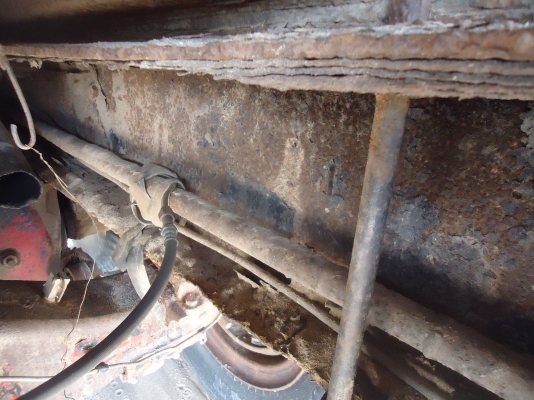 ขายด่วนรถสิบล้อUDCD45Vดรั้มเครือง225แรงม้าโบเพลา210