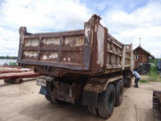 ขายด่วนรถสิบล้อUDCD45Vดรั้มเครือง225แรงม้าโบเพลา210