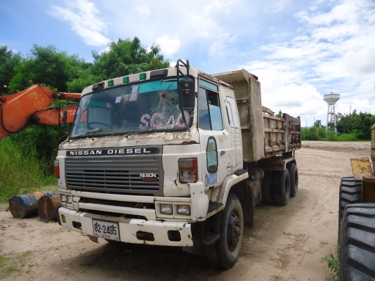 ขายด่วนรถสิบล้อUDCD45Vดรั้มเครือง225แรงม้าโบเพลา210