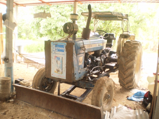 ขายรถไถ ฟอร์ด6600(77-T5) พร้อมดันหน้า ผาน7 ราคาถูกสุดๆ