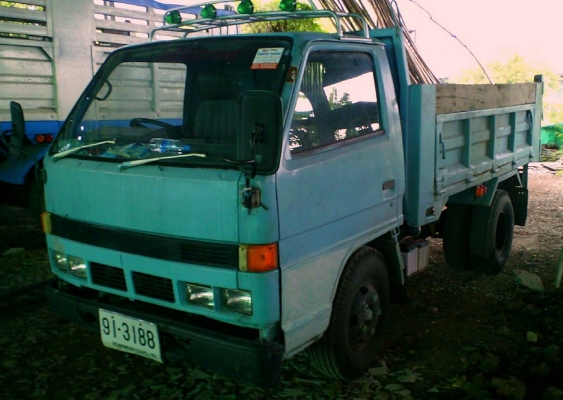 ขายถูก((185000บ.))รถ6ล้อดั้มอีซูซุNKRเครื่อง110แรง สภาพสวยพร้อมใช้(บ่มีเล่มคับ) ขายถูก((185000บ.))รถ6ล้อดั้มอีซูซุNKRเครื่อง110แรง สภาพสวยพร้อมใช้(บ่มีเล่มคับ)