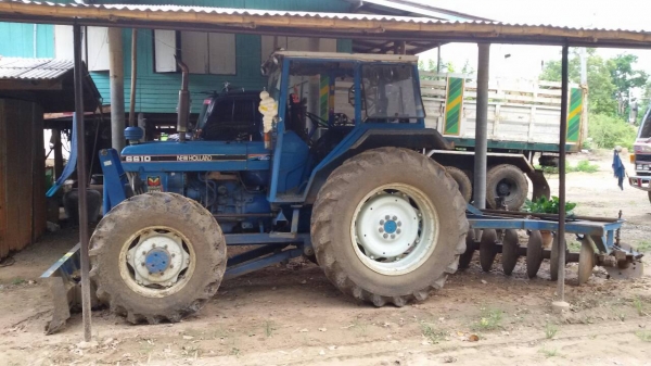 ขายรถไถ 2 เพลา ford 6610