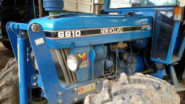 ขายรถไถ 2 เพลา ford 6610