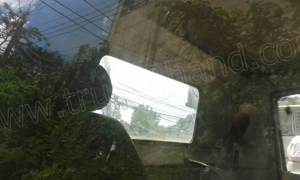 รถบรรทุก 6 ล้อติดเครน HINO รุ่น KM779