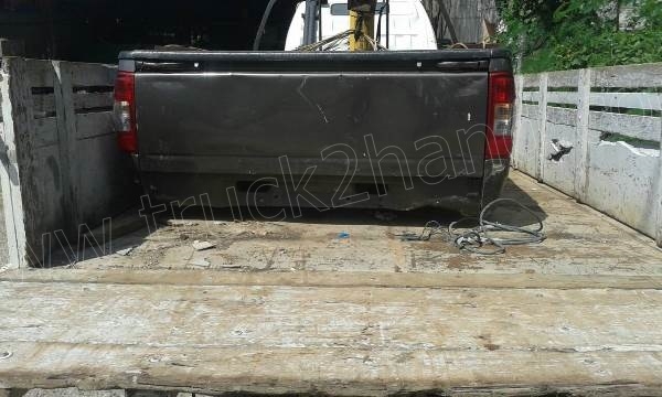 รถบรรทุก 6 ล้อติดเครน HINO รุ่น KM779