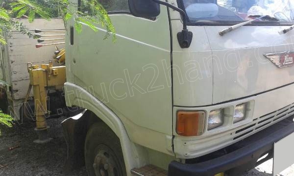 รถบรรทุก 6 ล้อติดเครน HINO รุ่น KM779
