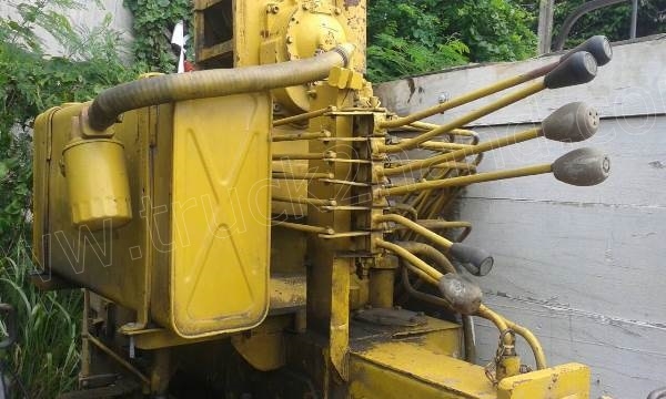 รถบรรทุก 6 ล้อติดเครน HINO รุ่น KM779