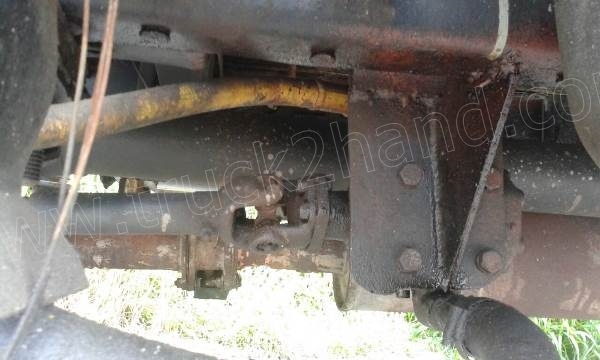 รถบรรทุก 6 ล้อติดเครน HINO รุ่น KM779