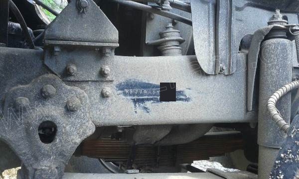 รถบรรทุก 6 ล้อติดเครน HINO รุ่น KM779