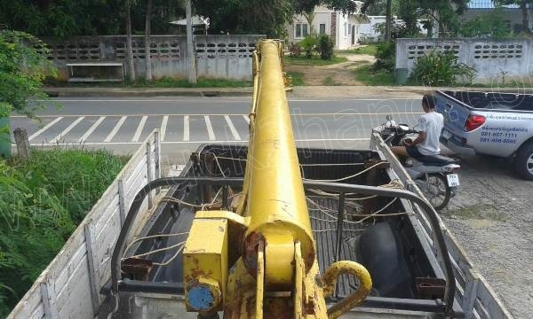 รถบรรทุก 6 ล้อติดเครน HINO รุ่น KM779