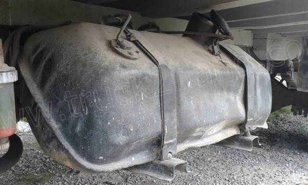 รถบรรทุก 6 ล้อติดเครน HINO รุ่น KM779