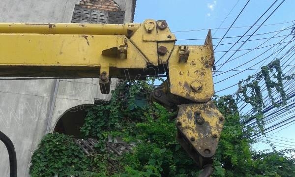 รถบรรทุก 6 ล้อติดเครน HINO รุ่น KM779