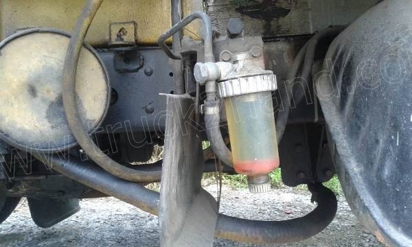 รถบรรทุก 6 ล้อติดเครน HINO รุ่น KM779