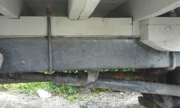 รถบรรทุก 6 ล้อติดเครน HINO รุ่น KM779