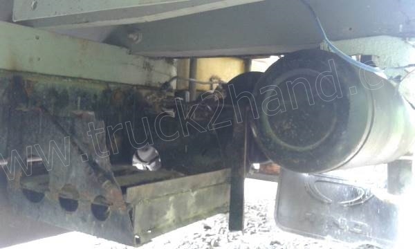 รถบรรทุก 6 ล้อติดเครน HINO รุ่น KM779