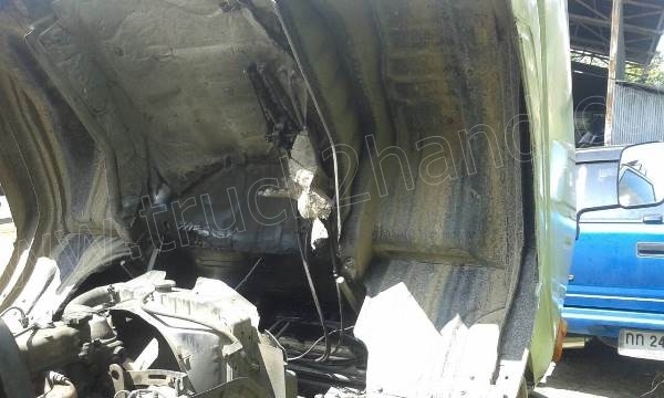 รถบรรทุก 6 ล้อติดเครน HINO รุ่น KM779