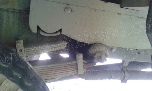 รถบรรทุก 6 ล้อติดเครน HINO รุ่น KM779