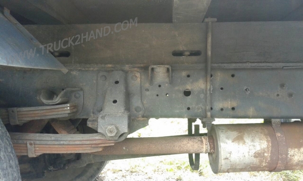 รถบรรทุก 6 ล้อ กระบะรั้ว ISUZU รุ่น NPR