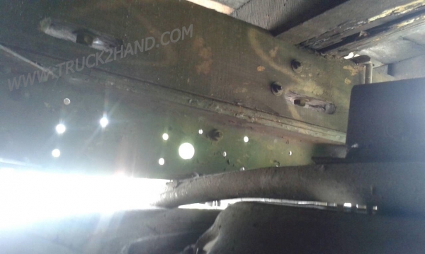 รถบรรทุก 6 ล้อ กระบะรั้ว ISUZU รุ่น NPR