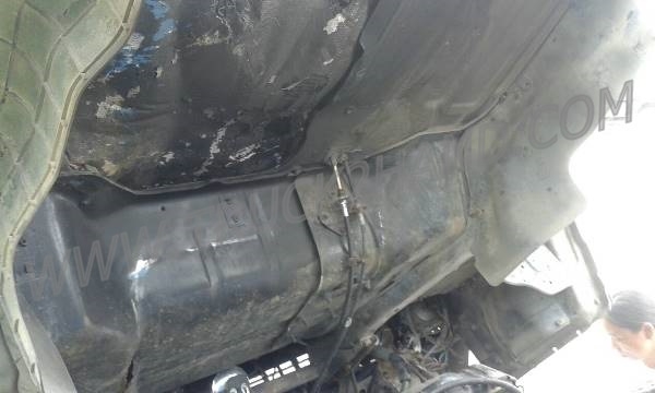 รถบรรทุก 6 ล้อ กระบะรั้ว ISUZU รุ่น NPR