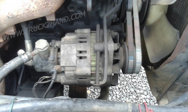 รถบรรทุก 6 ล้อ กระบะรั้ว ISUZU รุ่น NPR