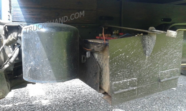 รถบรรทุก 6 ล้อ กระบะรั้ว ISUZU รุ่น NPR