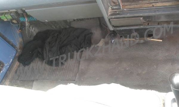 รถบรรทุก 6 ล้อ กระบะรั้ว ISUZU รุ่น NPR