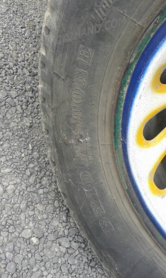 รถบรรทุก 6 ล้อ กระบะรั้ว ISUZU รุ่น NPR