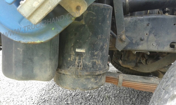 รถบรรทุก 6 ล้อ กระบะรั้ว ISUZU รุ่น NPR