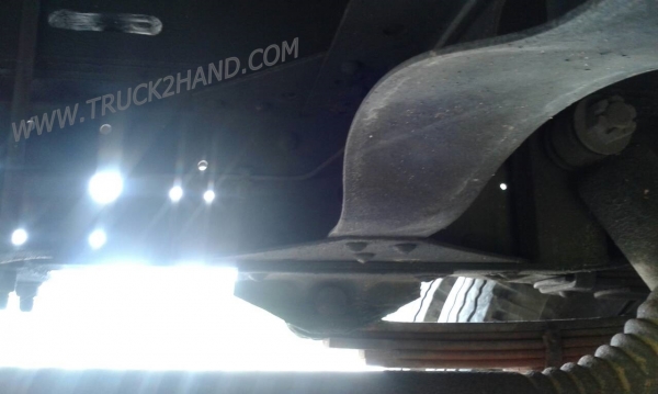 รถบรรทุก 6 ล้อ กระบะรั้ว ISUZU รุ่น NPR