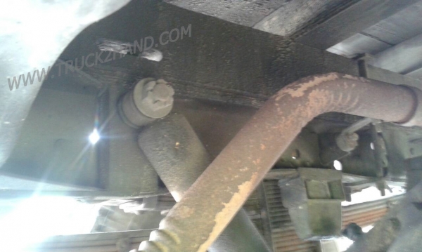 รถบรรทุก 6 ล้อ กระบะรั้ว ISUZU รุ่น NPR