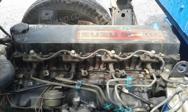 รถบรรทุก 6 ล้อ กระบะรั้ว ISUZU รุ่น NPR