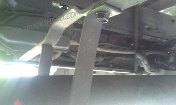 รถบรรทุก 6 ล้อ กระบะรั้ว ISUZU รุ่น NPR