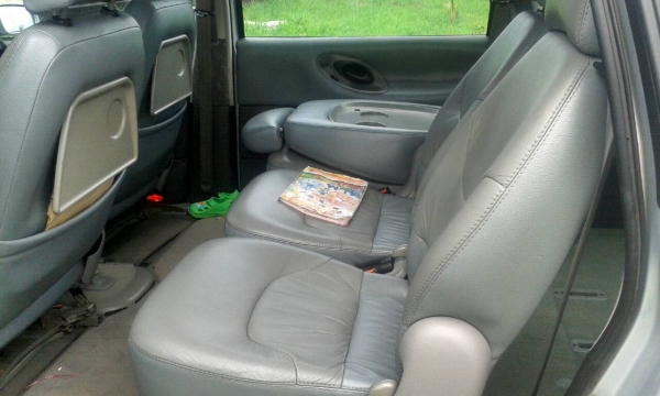 SEAT Alhambra 1.9 ดีเซล รถครอบครัว 7 ที่นั่ง ประหยัดไม่ง้อแก๊ซ พร้อมใช้ 135,000