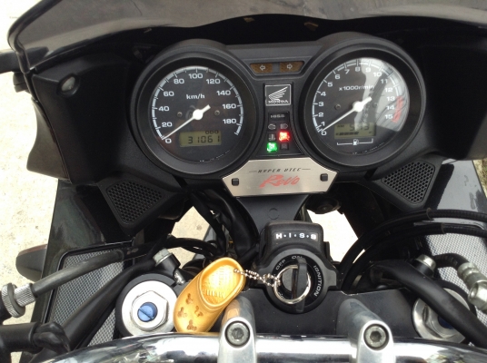 ธารนนทบุรี//ขาย honda cb400 tec4 bold'or ปี2009 ราคา139,000 บาท อินวอยท์+สรรพสารมิตร ธารนนทบุรี//ขาย honda cb400 tec4 bold'or ปี2009 ราคา139,000 บาท อินวอยท์+สรรพสารมิตร