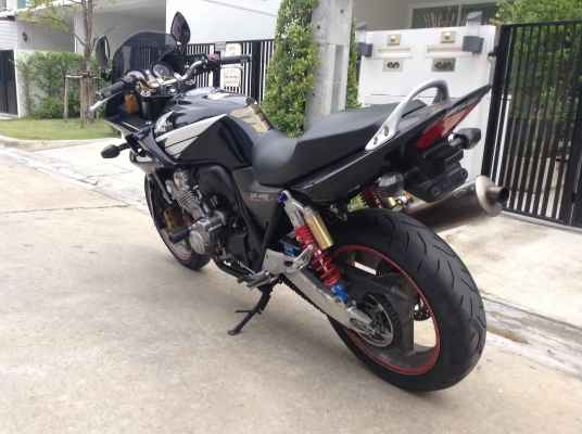 ธารนนทบุรี//ขาย honda cb400 tec4 bold'or ปี2009 ราคา139,000 บาท อินวอยท์+สรรพสารมิตร ธารนนทบุรี//ขาย honda cb400 tec4 bold'or ปี2009 ราคา139,000 บาท อินวอยท์+สรรพสารมิตร