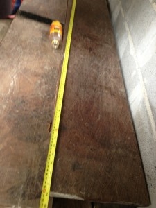 ไม้พื้นมะค่าหน้า 12  หนา 1.5  นิ้วรางลิ้น