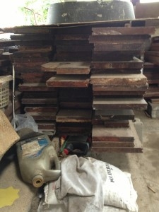 ไม้พื้นมะค่าหน้า 12  หนา 1.5  นิ้วรางลิ้น