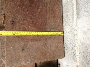 ไม้พื้นมะค่าหน้า 12  หนา 1.5  นิ้วรางลิ้น