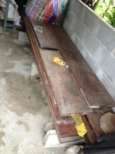 ไม้พื้นมะค่าหน้า 12  หนา 1.5  นิ้วรางลิ้น