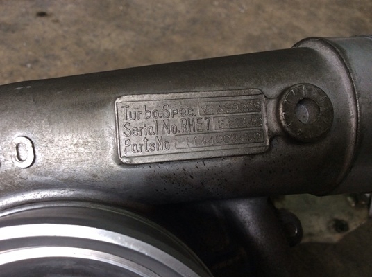 ขายเทอร์โบใส่เครื่อง 6SD1  ( IHI RHE7 )