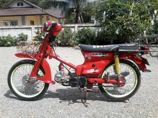 ฝากขาย Honda C700 เครื่อง Dipper 125 มีเล่มโครงให้เครื่องเอกสารอินวอยเครื่องดีจบๆ ขาย 12500 บาท