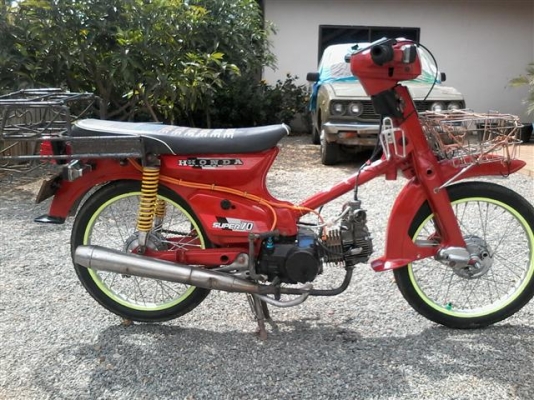 ฝากขาย Honda C700 เครื่อง Dipper 125 มีเล่มโครงให้เครื่องเอกสารอินวอยเครื่องดีจบๆ ขาย 12500 บาท