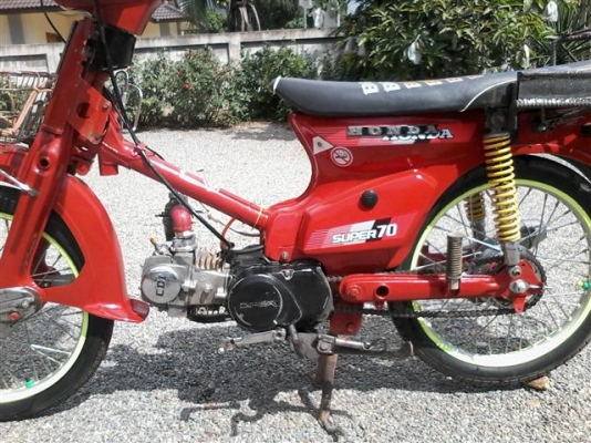 ฝากขาย Honda C700 เครื่อง Dipper 125 มีเล่มโครงให้เครื่องเอกสารอินวอยเครื่องดีจบๆ ขาย 12500 บาท